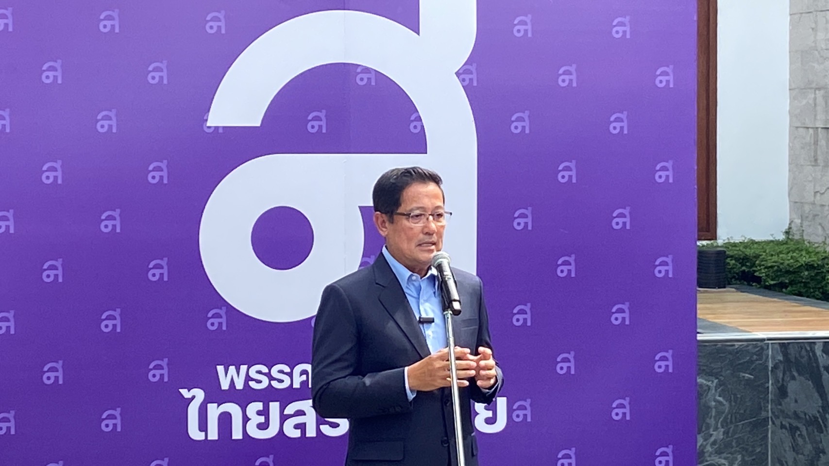 "อนุดิษฐ์" เผย "8 พรรคร่วม" เตรียมถกนโยบายต้านคอร์รัปชัน ให้คำมั่นบริหารประเทศเพื่อประชาชนทุกคน