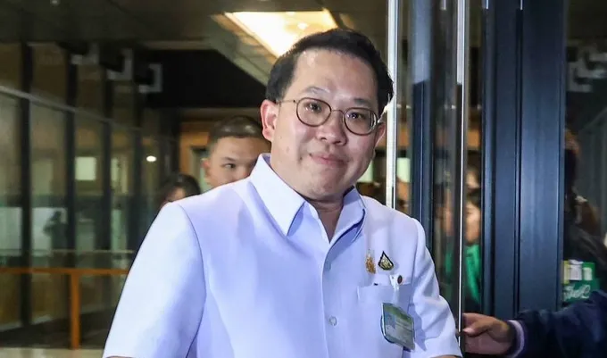 "พัฒนา" ปัดตอบ หลังมีภาพสมัครเข้า "ภูมิใจ​ไทย​" พร้อม "สันติ"