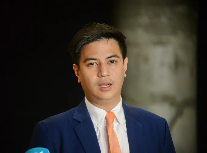 “ฝ่ายค้าน” ลุยยื่นสัปดาห์หน้า! ส่งศาลฎีกาฟัน ป.ป.ช. ปมพลิกคดี "ศักดิ์สยาม" ซุกหุ้น จี้แจงปมสั่งสอบทิพย์