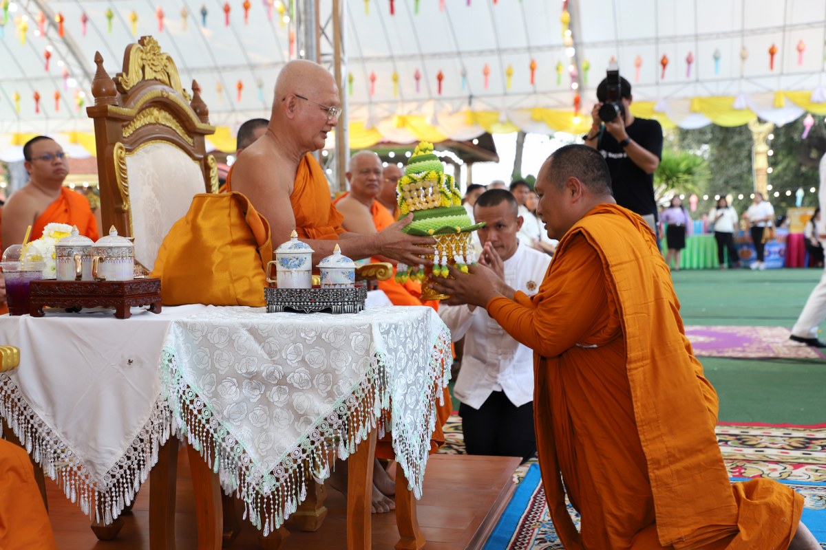 ผู้ว่าฯเมืองลับแลชวนเที่ยวงานนมัสการพระแท่นศิลาอาสน์ประจำปี 2568 