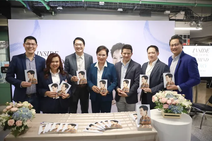 คุณหญิงกัลยา โสภณพนิช เปิดตัวสารคดี ‘ยกมือพลิกชีวิต’ และหนังสือ ‘คุณหญิง Coding’ จุดประกายการเรียนรู้สู่อนาคต