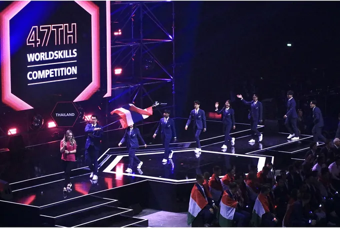 "รองปลัดเดชา-อธิบดีบุปผา" นำทัพเยาวชนไทย ร่วมพิธีเปิด WorldSkills Lyon 2024