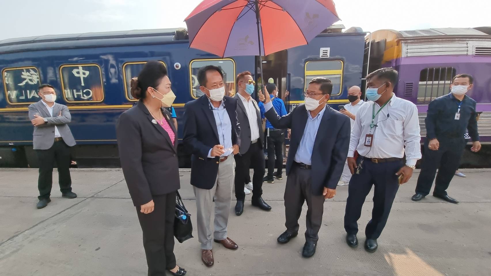 เอกอัครราชทูตไทย ณ เวียงจันทน์ ต้อนรับขบวนรถไฟขบวนพิเศษมาบตาพุด-ท่านาแล้ง สปป.ลาว