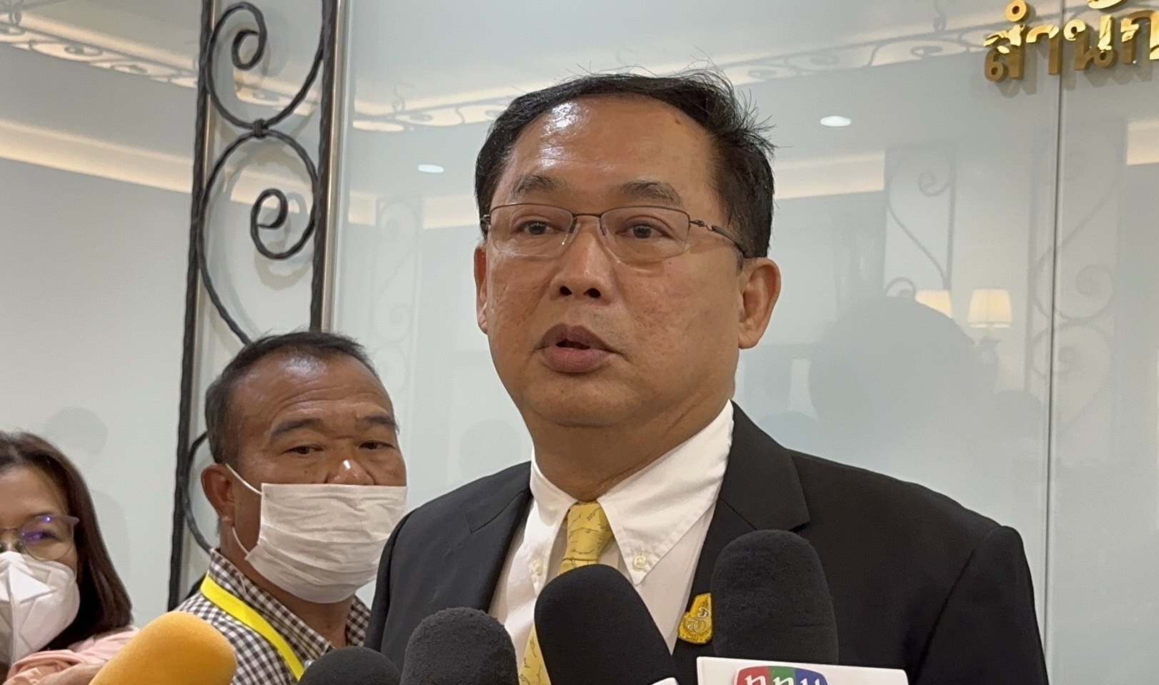 “อนุชา” เผย ตัดสินใจไปกับ “บิ๊กตู่” รอวันเข้ารทสช. ยันสามมิตรไม่แตก แม้แยกกันเดิน