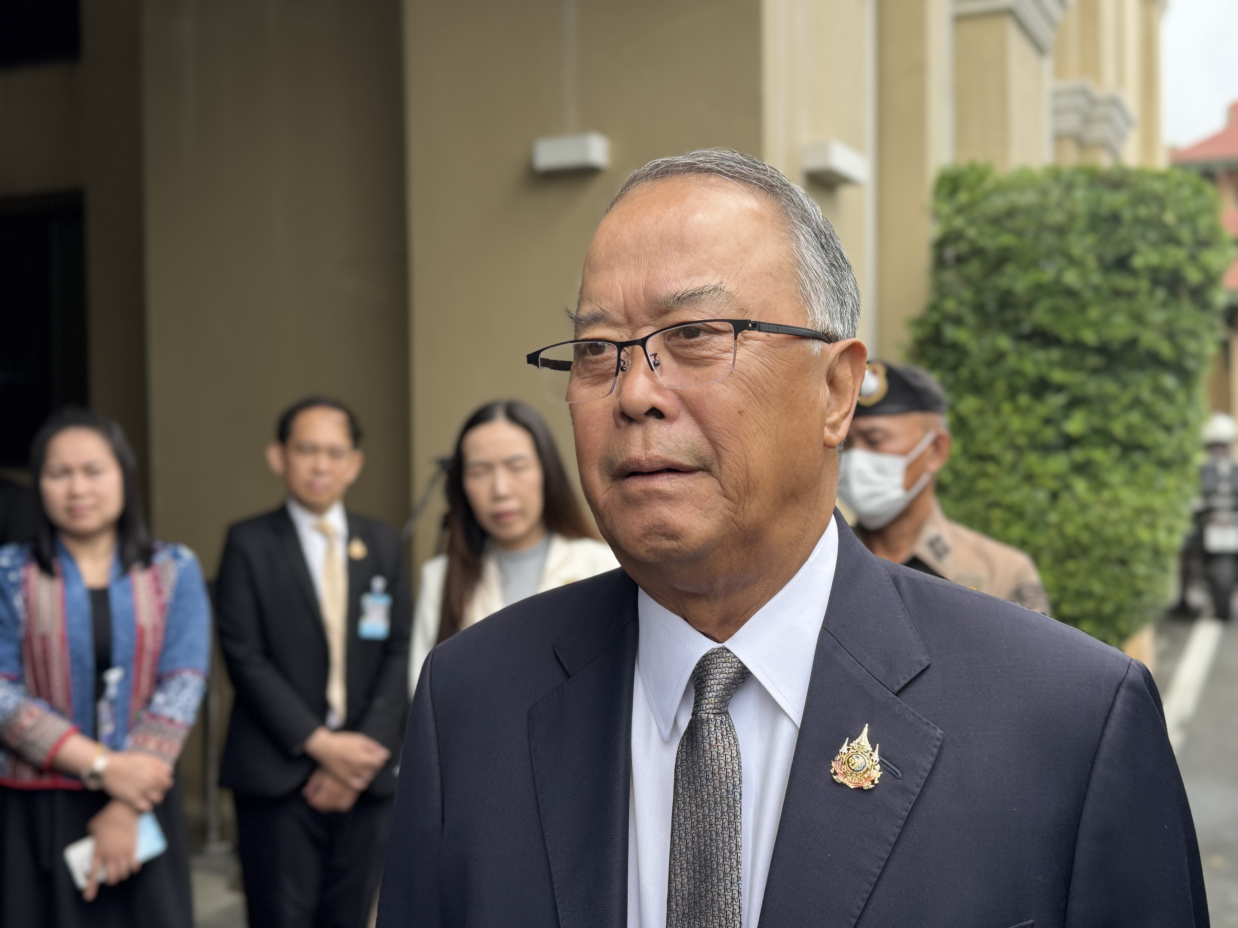 "ชูศักดิ์" บอกเป็นสิทธิ์ "ภท. " ยื่นเปิดอภิปรายทั่วไป ถกภาษีสหรัฐฯ พร้อมเมื่อไหร่ก็ว่ากันไป
