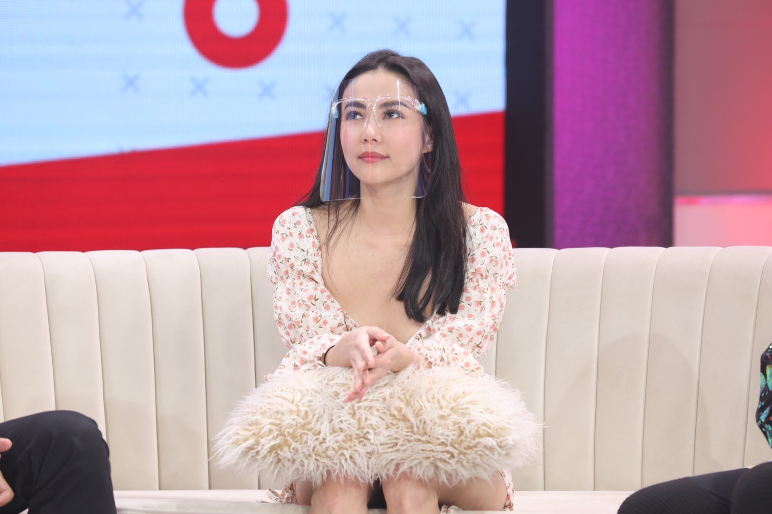 'กิ๊บซี่' เปิดความลับของตัวเอง และ วง GIRLY BERRY ที่ไม่เคยมีใครรู้ ในรายการ ต้มยำอมรินทร์