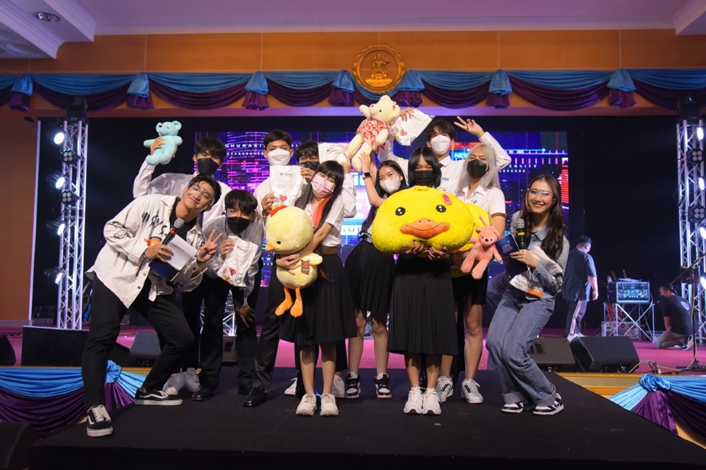 DPU ต้อนรับน้องใหม่ Dek65 สุดคูล! เซอร์ไพร์สแจก NFT Avatar ให้นักศึกษาก่อนใคร