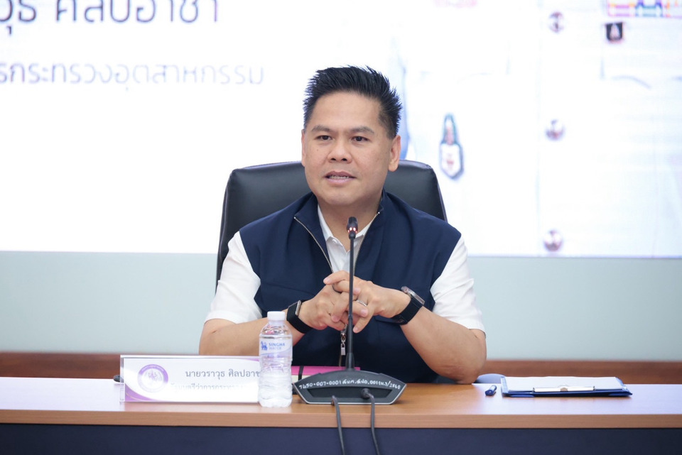 ‘วราวุธ’ เข้า ก.อุตฯ วันแรก ชู ONE MIND  ผนึกกำลังอุตสาหกรรมไทย ฝ่าวิกฤติพลังงาน