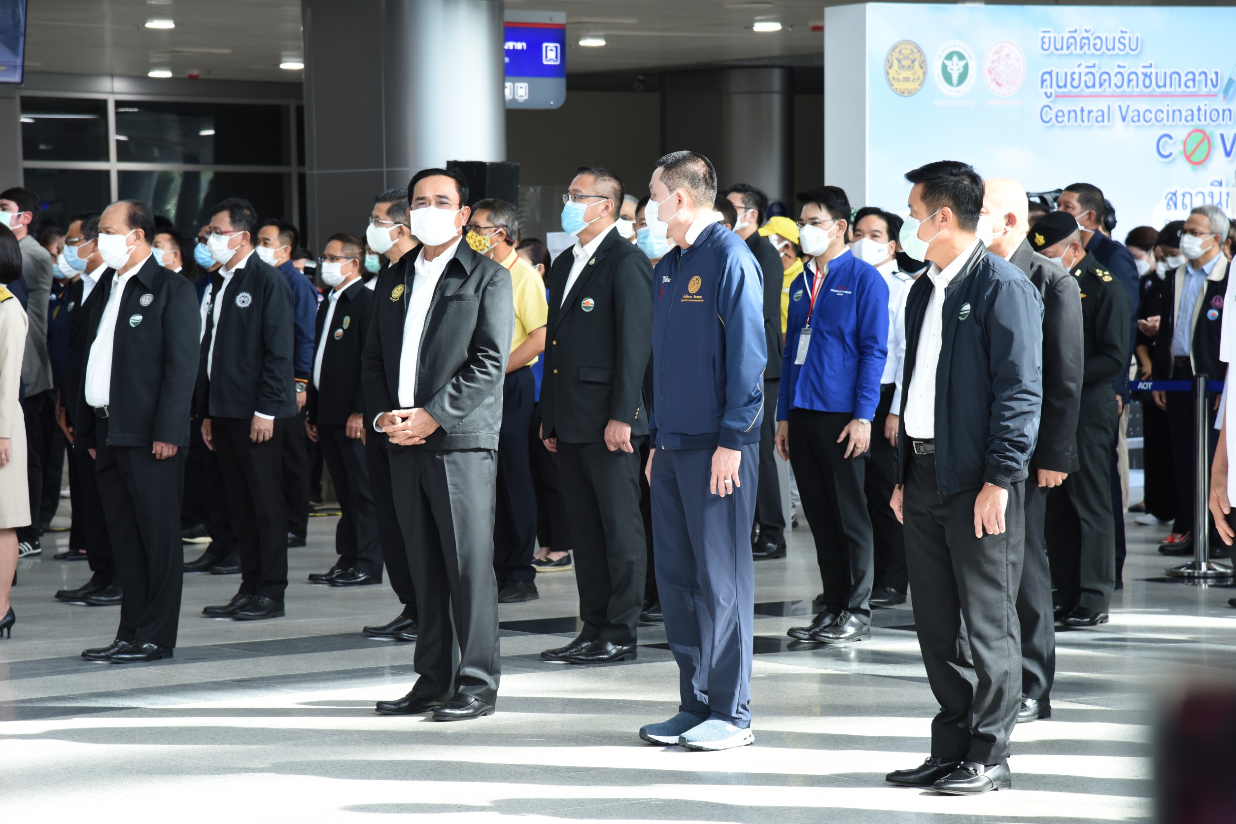 ก.หูกวางพร้อมดูแลประชาชน 3.4 แสนคน ลงทะเบียนฉีดวัคซีนที่สถานีกลางบางซื่อ