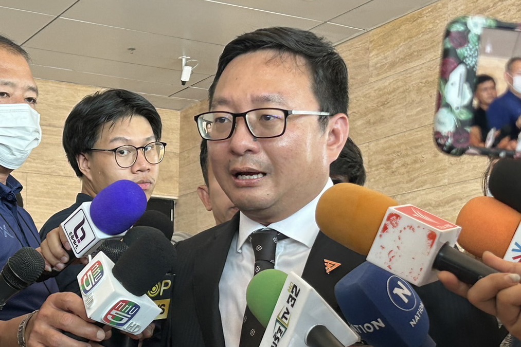 “เลขาฯก้าวไกล” เผยเตรียม 30 สส.อภิปรายวันแถลงนโยบายรัฐบาลสะท้อนเนื้อแท้ครบทุกมิติ