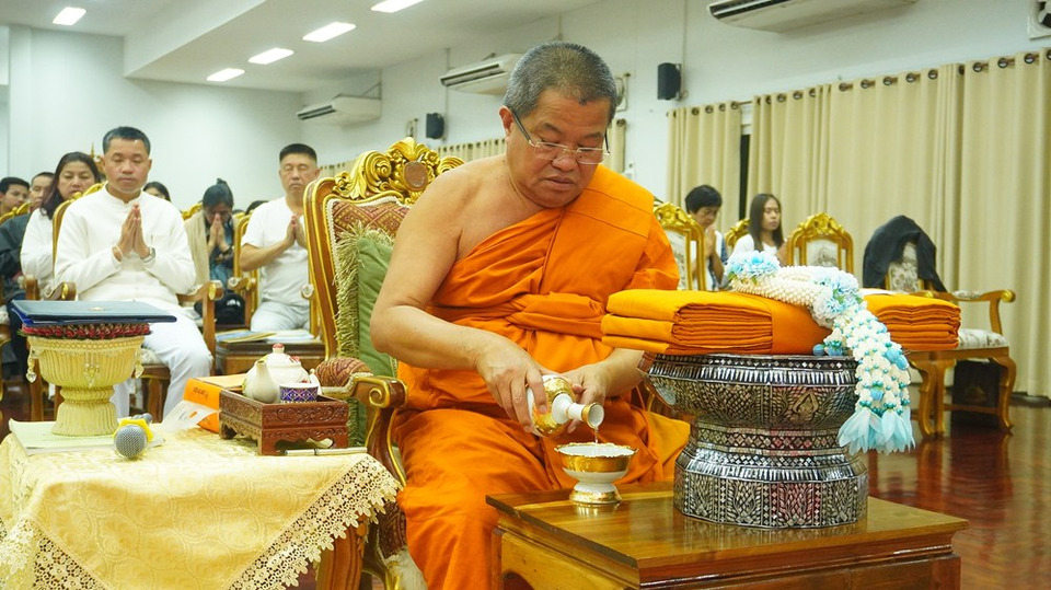 เจ้าคณะจังหวัดแม่ฮ่องสอน อวยพรปีใหม่ 2569  พุทธศาสนิกชนให้ปลอดภัย สุขกายใจ งานก้าวหน้า