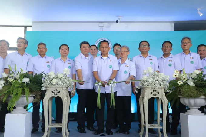 พลิกโฉมการแพทย์ไทย! สมศักดิ์ เปิดสนง.เศรษฐกิจสุขภาพ ดึงต่างชาติเข้ามารักษา ตั้งเป้าสร้างรายได้ 6.9 แสนล้าน