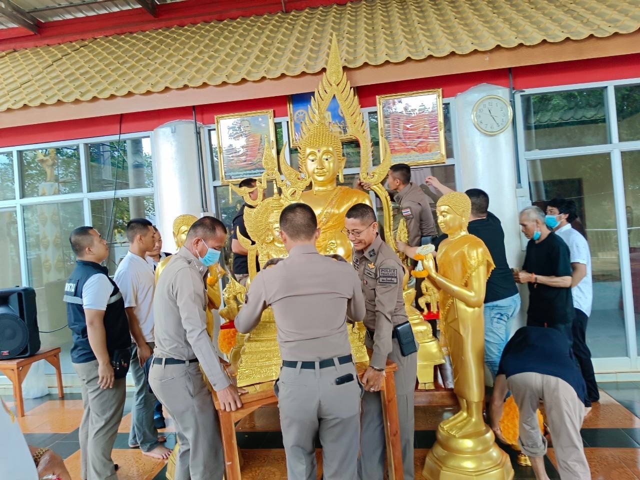 ตำรวจอัญเชิญพระพุทธรูปประดิษฐานล้างอาถรรพ์สภ.น้ำเกลี้ยง เพื่อสร้างขวัญกำลังใจหลังจนท.ประสบอุบัติเหตุเสียชีวิต