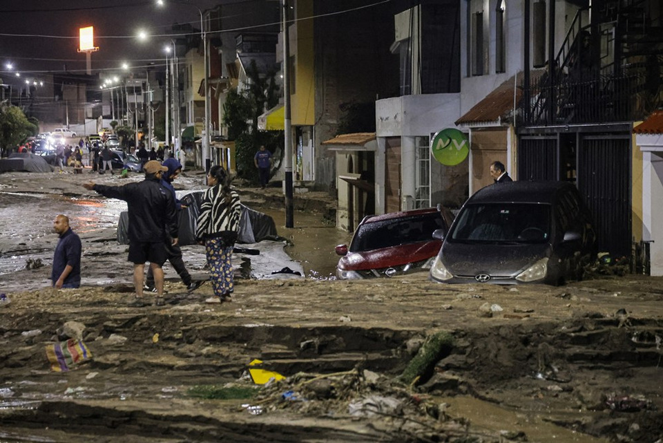 สลดทั้งลำ! ฮ.ทหารช่วยน้ำท่วมเปรูตก ดับ 15 ศพ เด็กเล็กเสียชีวิต–ภัยเอลนีโญซ้ำเติมวิกฤตหนัก บ้านเรือนเสียหายกว่า 5,500 หลัง