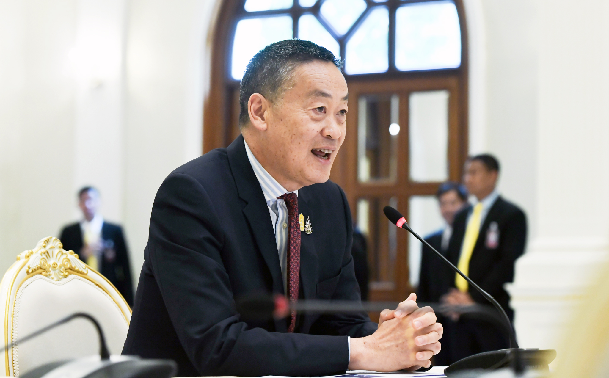 “นายกฯ” ถามหา “ผู้ว่าแบงค์ชาติ” กลางวงประชุมดิจิทัลวอลเล็ต สั่ง หน่วยงานพิจารณาหาแหล่งเงิน ย้ำกระบวนการต้องเป็นไปตามกฎหมาย