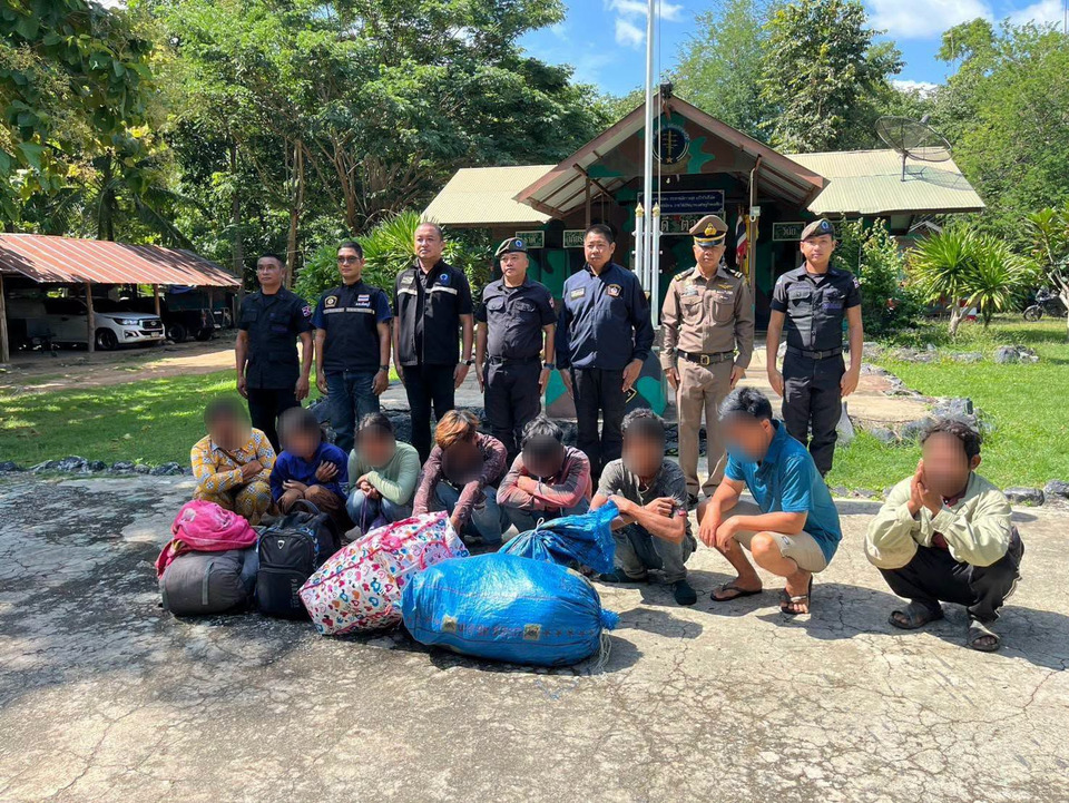 ทหารพรานนาวิกโยธินรวบ 10 ชาวกัมพูชาลอบเข้าไทย สารภาพยอมจ่ายค่านายหน้าหางาน 
