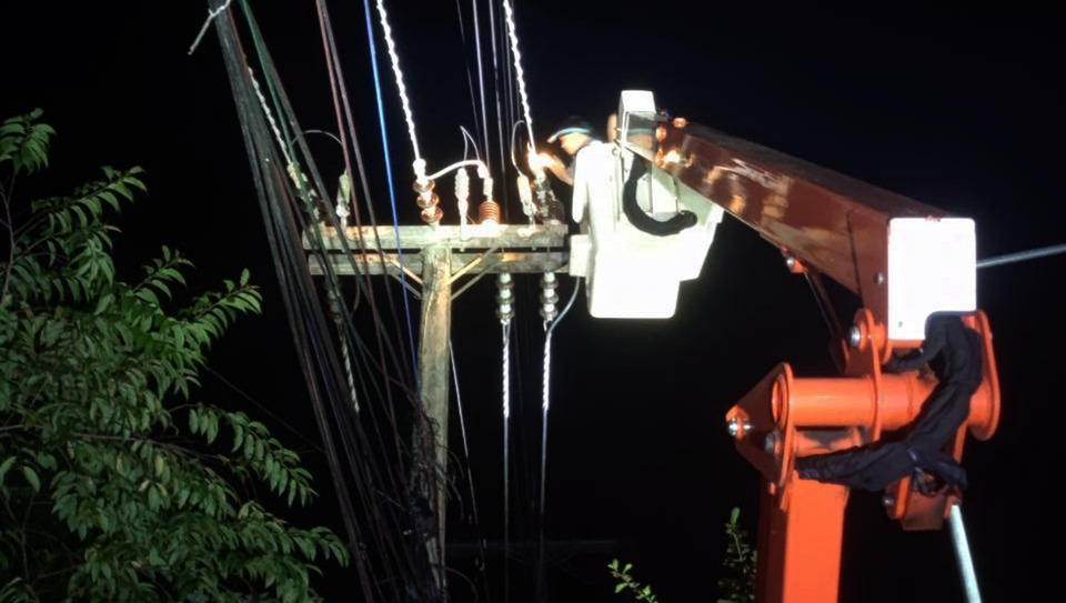 ฝนตกหนัก-ไฟฟ้าดับ! แม่ฮ่องสอนกระทบหนัก ธุรกิจ–โรงแรม–รพ.เสียหาย วอนเร่งแก้ระบบสายส่ง