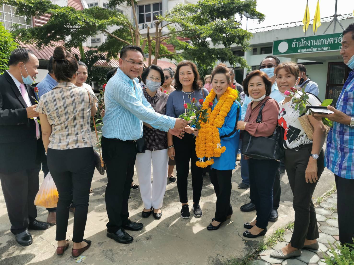 รับสมัครอบจ.ลพบุรี อดีตนายกฯประกาศสู้เพื่อรักษาแชมป์ ด้านกลุ่มก้าวหน้าขอสู้เต็มที่ 