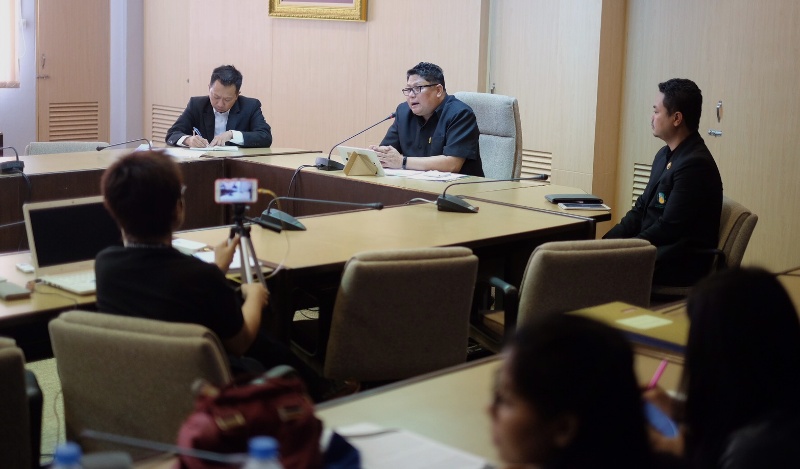 กยท.แจงสถานการณ์ราคายางพาราปรับลด เหตุสต๊อกยางจีนเพิ่มขึ้น ลุยมาตรการสร้างเสถียรภาพราคายาง วอนทุกภาคส่วนเชื่อมั่น 