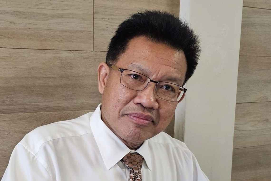 "ทนายเดชา" โต้ "อดีตสว.วันชัย" ป้อง "ว.วชิรเมธี" ลั่นพระแบบนี้ผมไม่ไหว้