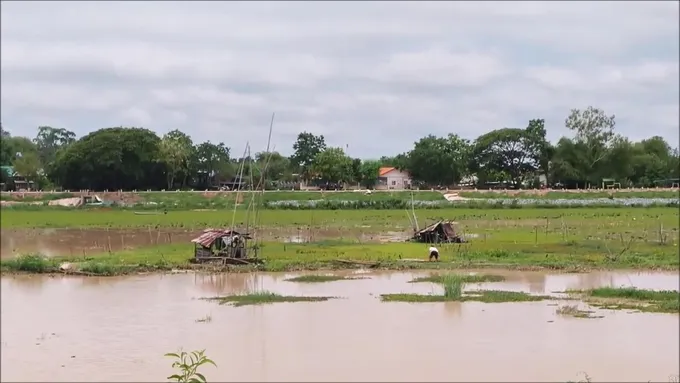 สลดฟ้าผ่าชาวบ้านดับคาหนองหาน-กุมภวาปี 2 ศพระหว่างออกไปสร้างแพยกยอ 