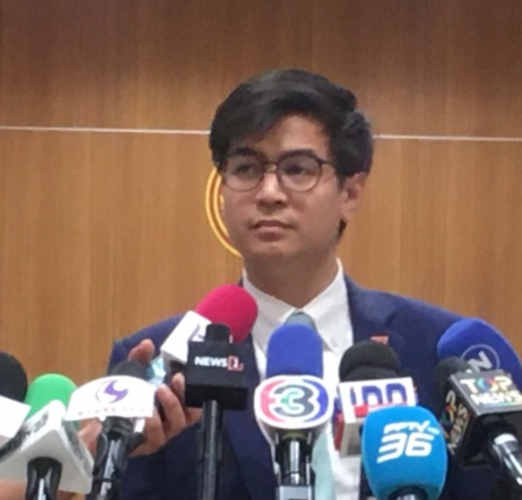 “พริษฐ์” บอก “สส.ก้าวไกล” มีสมาธิเตรียมจัดหนักอภิปรายร่างประชามติ-งบฯ 68