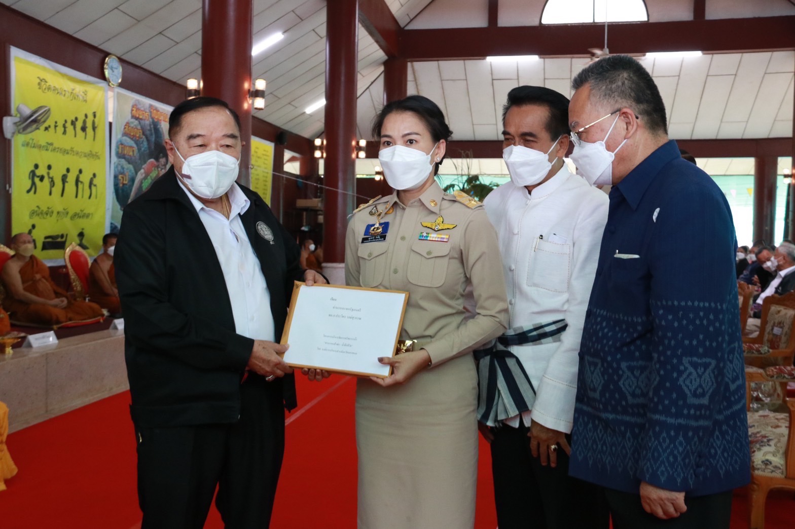 "บิ๊กป้อม"ปักธงกลางใจคนอีสาน ครูแก้ว-นายกฯขวัญ ขับเคลื่อนโครงการน้ำ “ตามรอยเท้าพ่อ-น้ำคือชีวิต”
