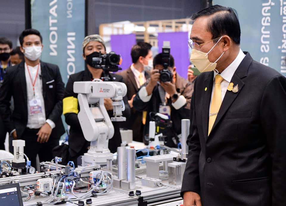 "นายกฯ"กำชับให้คนไทยตกงานมีงานทำมากที่สุด ยันรบ.ไม่หยุดคิดหามาตรการช่วยเหลือ ดูแลช่วงโควิด