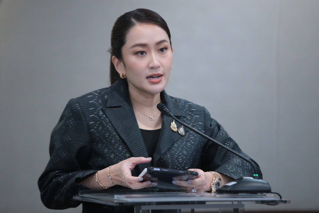 รัฐบาลผุดรายการวิทยุ "จากใจไทยคู่ฟ้า" เริ่มพรุ่งนี้ ลุ้น "นายกฯอิ๊งค์" โฟนอินเข้ารายการ