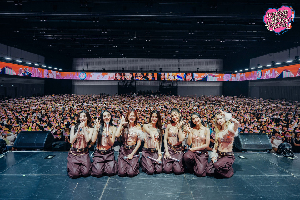 4EVE ครบรอบ 5 ปี จัดเต็มทุกความสนุก พบปะฟอร์อายแบบใกล้ชิด ในบรรยากาศแสนอบอุ่นกว่า 4 ชั่วโมง