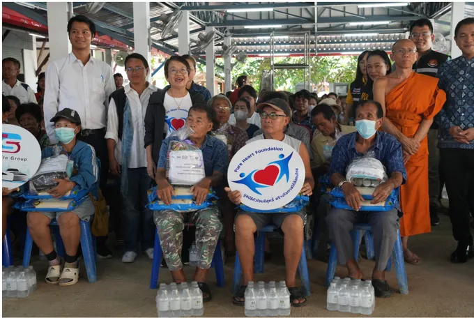 มูลนิธิหัวใจบริสุทธ์ จับมือกลุ่มไทยสมายล์กรุ๊ป รวมพลังเครือข่าย มอบถุงยังชีพช่วยผู้ประสบอุทกภัยชาวแพร่