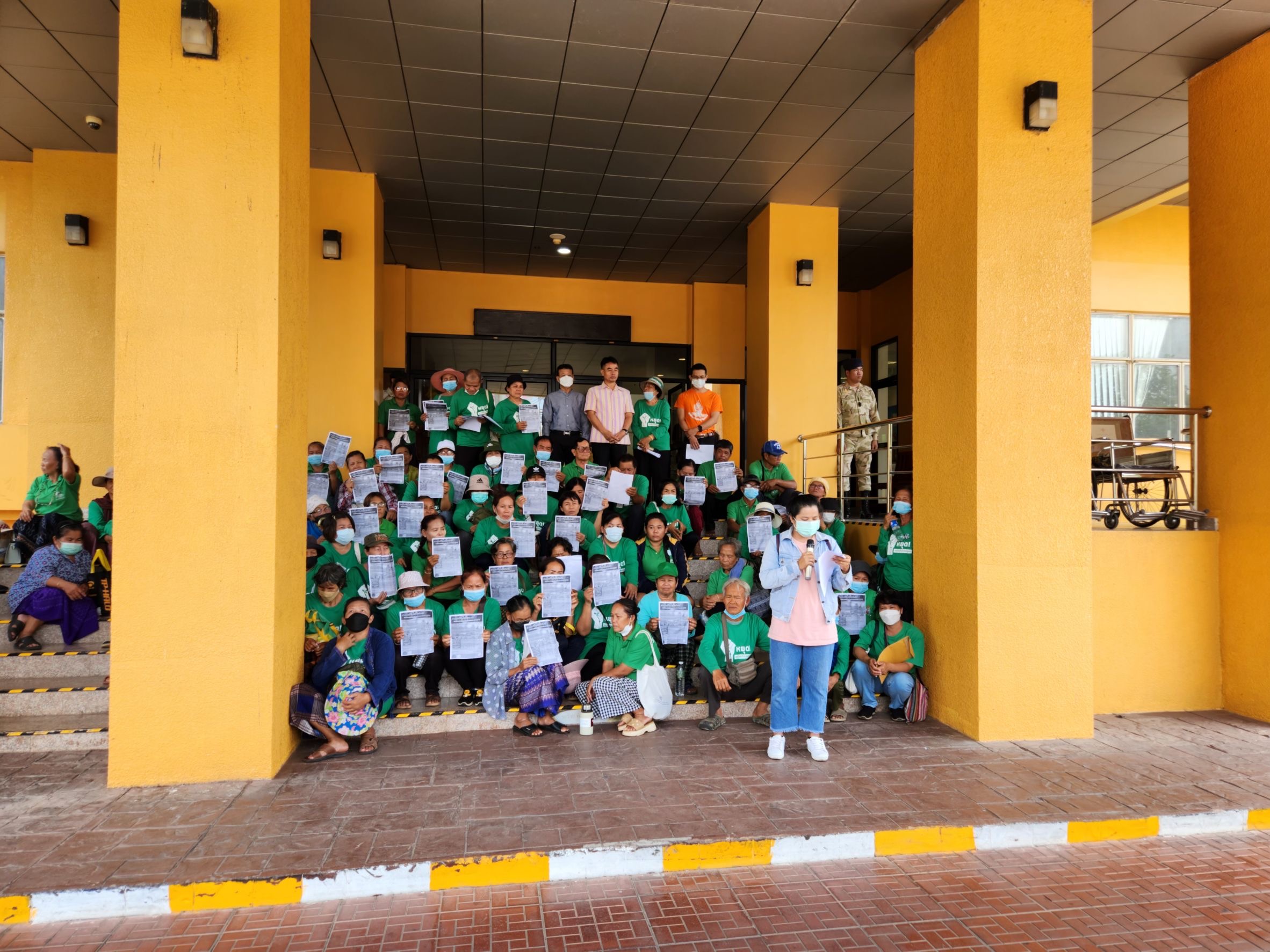 กลุ่มต้านเหมืองโปแตซอุดรฯ ยื่นหนังสือผวจ. ค้านจ่ายเงินทดแทนไม่เป็นธรรม