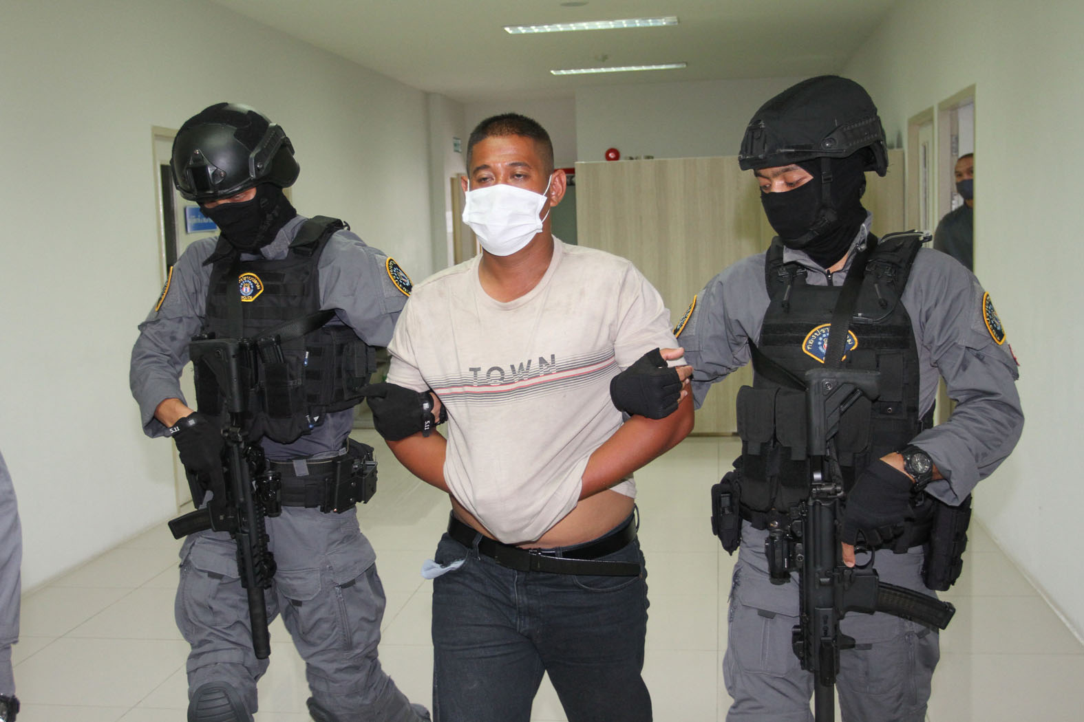 ‘หนุมานกองปราบ’จับพ่อค้าเป็ดอ้างเป็น’ผู้กองณัฐกองปราบ’ ขู่กรรโชกทรัพย์เจ้าอาวาสวัด