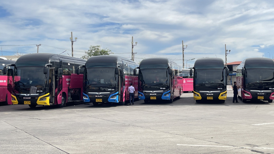 “BKS” ยกระดับความปลอดภัยรับหน้าฝน! กำชับคนขับรถระมัดระวังทุกเส้นทาง ตรวจสภาพรถก่อนออกวิ่งทุกเที่ยว