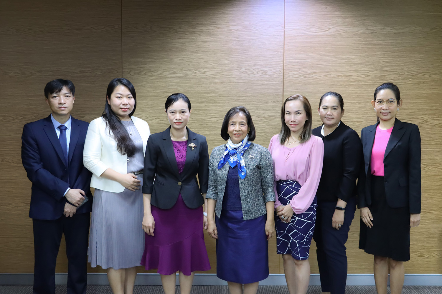 บีโอไอต้อนรับคณะผู้จัดงาน CAEXPO นำเสนอความร่วมมือและแลกเปลี่ยนข้อมูลการจัดกิจกรรมร่วมกัน