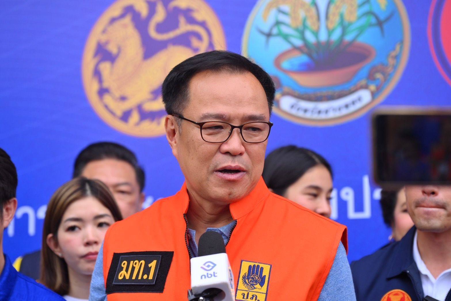 "มหาดไทย" เตรียมพร้อมดูแลปชช.ชายแดนไทย-กัมพูชา "ผู้ว่าฯ" ประชุมด่วนซ้อมแผนอพยพ จัดจุดปลอดภัยรองรับ