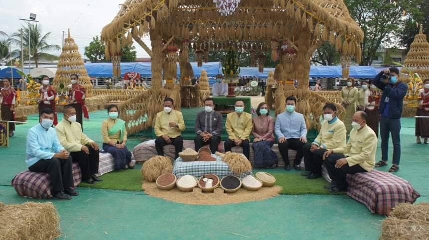 พ่อเมืองยโสธร จัดงานงานสืบสานประเพณีงานบุญคูณลาน ตำนานข้าวอินทรีย์ 
