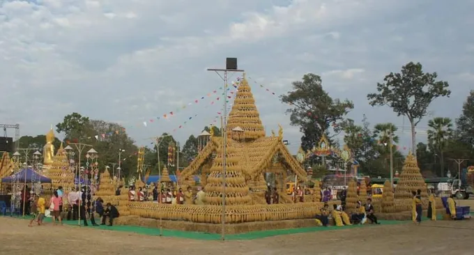 จัดใหญ่! อำเภอกุดชุม "สืบสานประเพณีบุญคูณลาน" ปี 2565