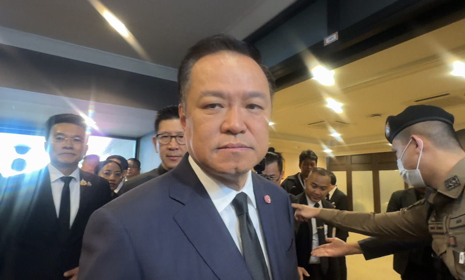 นายกฯประชุมด่วนฝ่ายความมั่นคง 9.00 น. ยกเลิกลงพื้นที่ชายแดนไทย-กัมพูชา