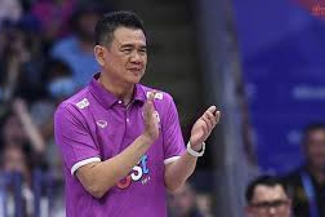 ''โค้ชด่วน'' จับ "นักตบสาวไทย" ซ้อมสนามจริง เน้นเกมรุก-เสริฟ ก่อนดวลเยอรมนี พรุ่งนี้ 