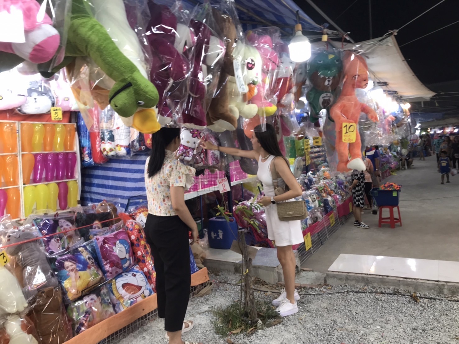 วัดยกช่อฟ้าโบสถ์หลังใหม่โจ่งครึ่มเย้ยกฎหมายมีพนันปาเป้าปาโป่งเกลื่อนที่สัตหีบ