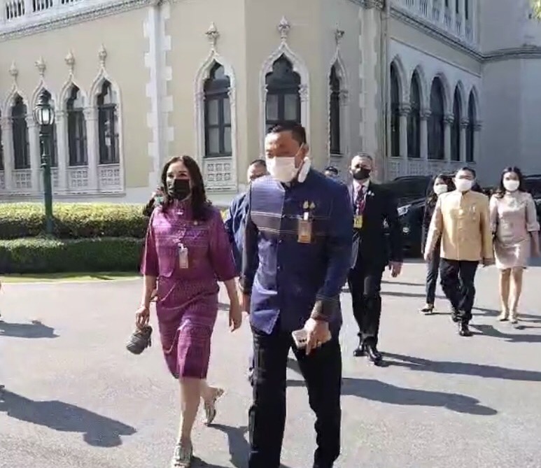  “ศักดิ์สยาม” ไม่กังวล “พท.” ยื่นยุบพรรค บอกเดี๋ยวรอดู