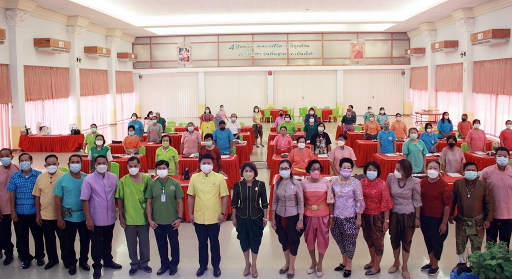 ทม.เขาสามยอด อบรมแพทย์แผนไทย สอนใช้ประโยชน์สมุนไพรในครัว