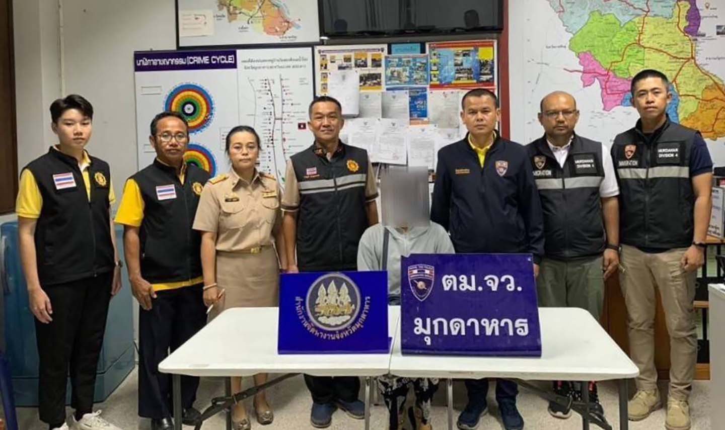  ตม.รวบสาวลาว ขับสามล้อรับจ้างแย่งอาชีพคนไทย           