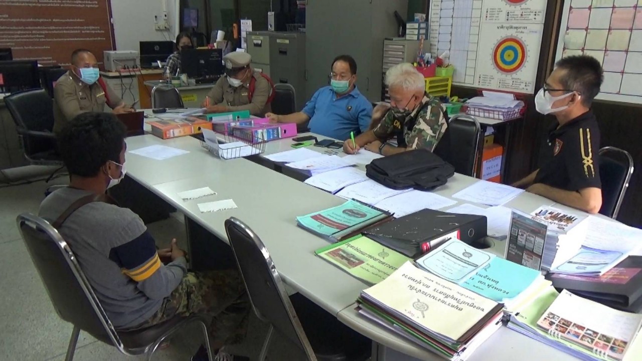 รวบสามหนุ่มลักลอบดักจับลิงไปขายต่างประเทศ
