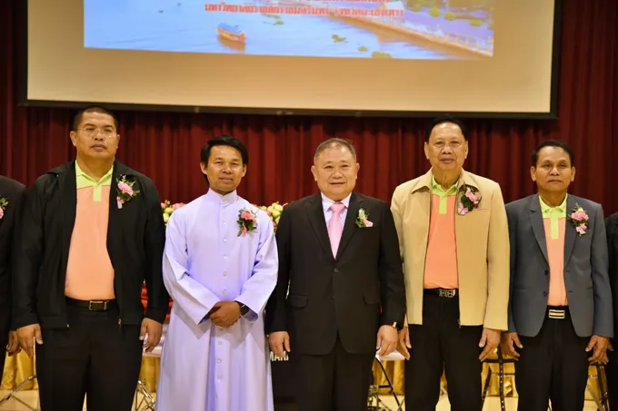 ผู้ว่าฯฉะเชิงเทรา เป็นประธานในการแถลงข่าวเรื่องการจัดงานวันการศึกษาเอกชน ภาคตะวันออก ประจำปี 