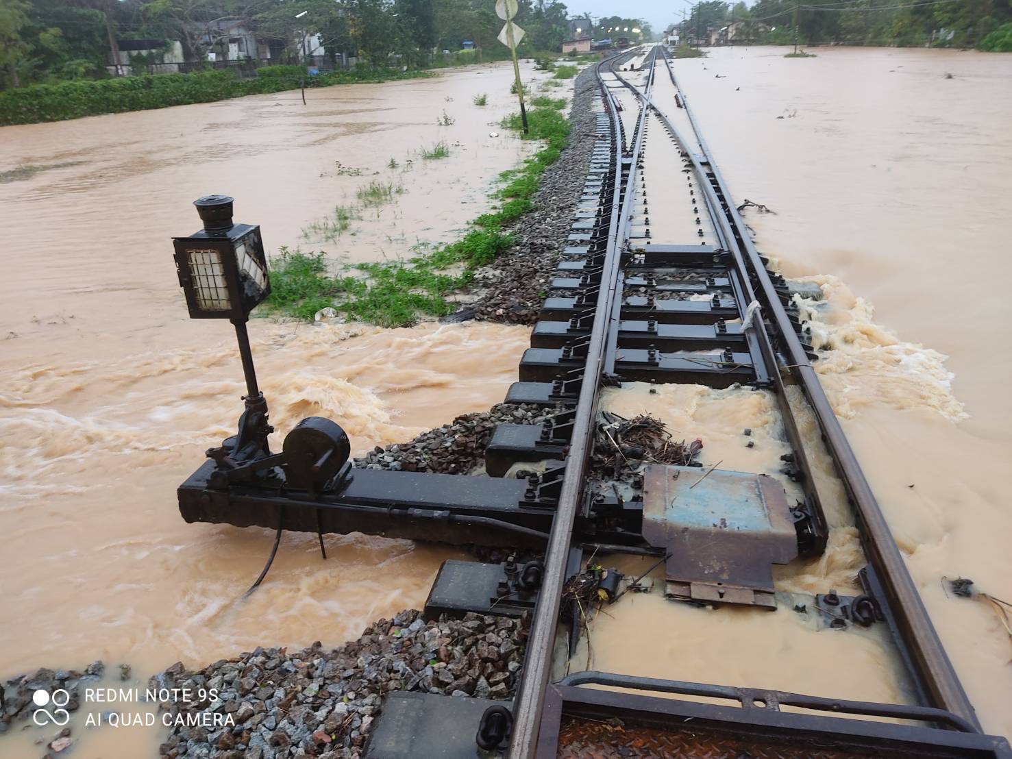 รถไฟฯแจ้งคืบหน้าน้ำท่วม เปลี่ยนสถานีต้นทาง-ปลายทาง-งดเดินรถเส้นสายใต้