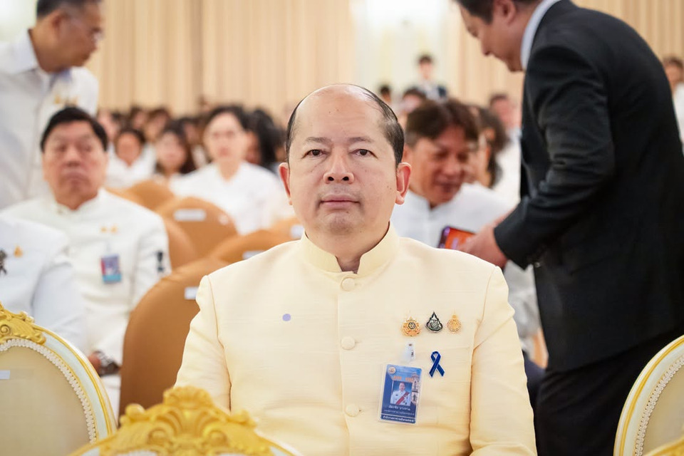 “ฉัตรชัย” ได้รับแจ้งล่วงหน้า ให้ไปนั่งปลัดสำนักนายกฯก่อนลาประชุม ครม. "นายกฯ" ดึง “เสธ.ปูด้วง” นั่งเลขาฯสมช.คนใหม่ รอประชุม สมช.เคาะชื่อ