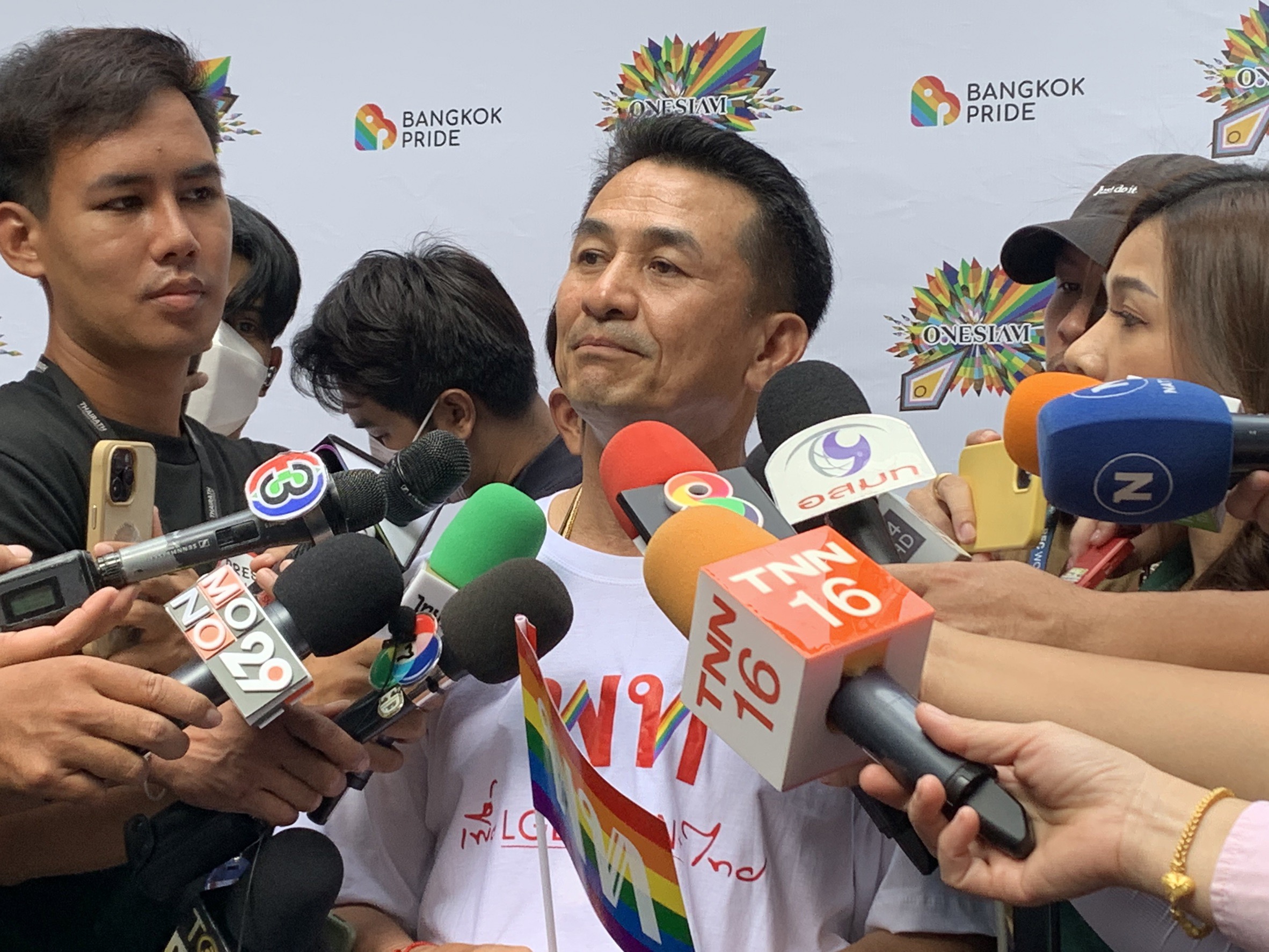 "ชลน่าน" ปัด "คกก.เปลี่ยนผ่านฯ" บีบรัฐบาลรักษาการ  เชื่อ กกต.รับรองส.ส.เสร็จกลางเดือนมิ.ย.