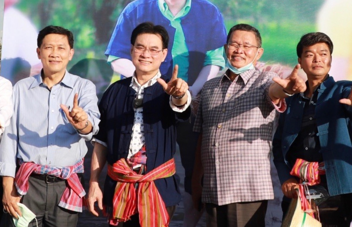 เกษตรกร เฮ ! ครม.อนุมัติจ่ายเงินค่าทดแทนให้แก่ราษฎร  ที่ได้รับผลกระทบจากโครงการฝายหัวนาแล้ว
